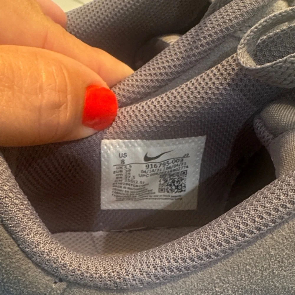 Nike Women's Court Royale Gray and White Tennis Shoe - Picture 4 of 8